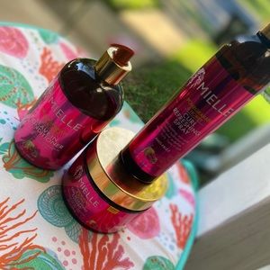 Mielle Pomegranate&Honey leave in, custard,& spray